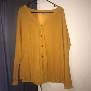 MUSTARD YELLOW KNIT TOP